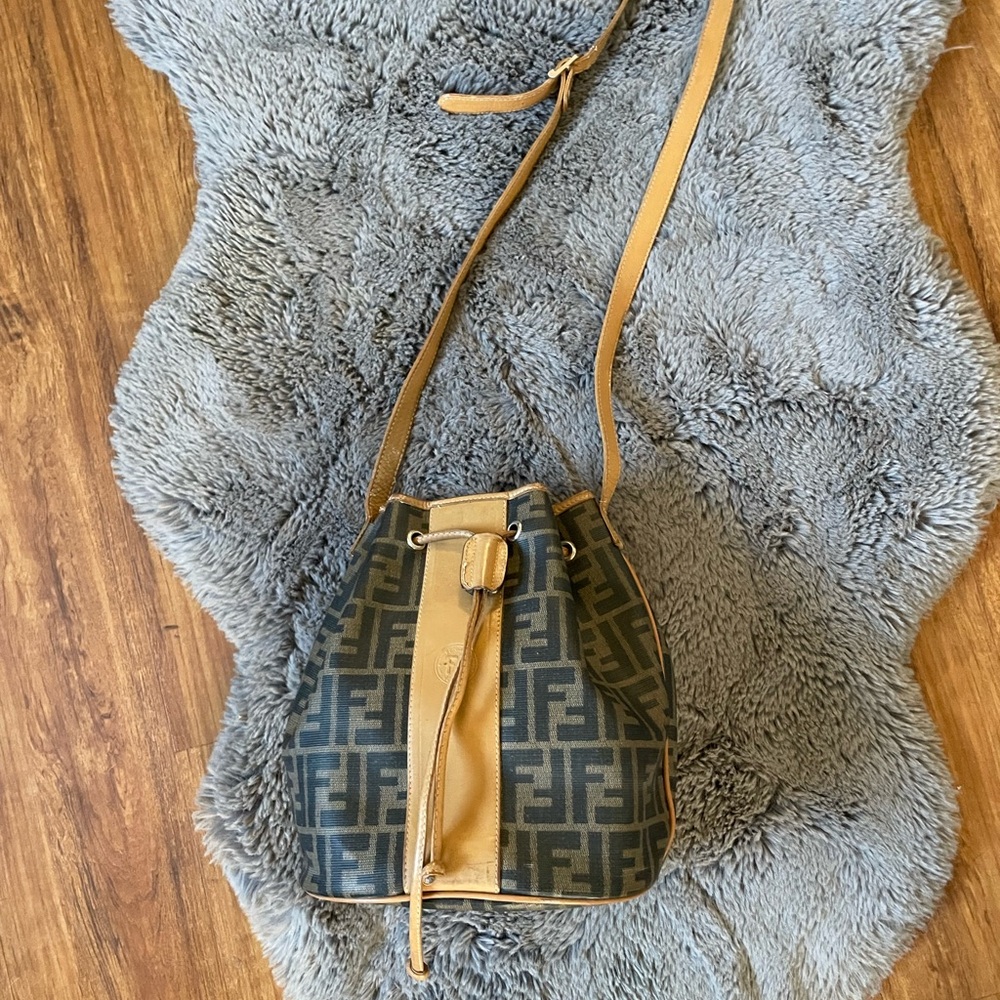 Fendi Tan and Black Women's Bucket Bag